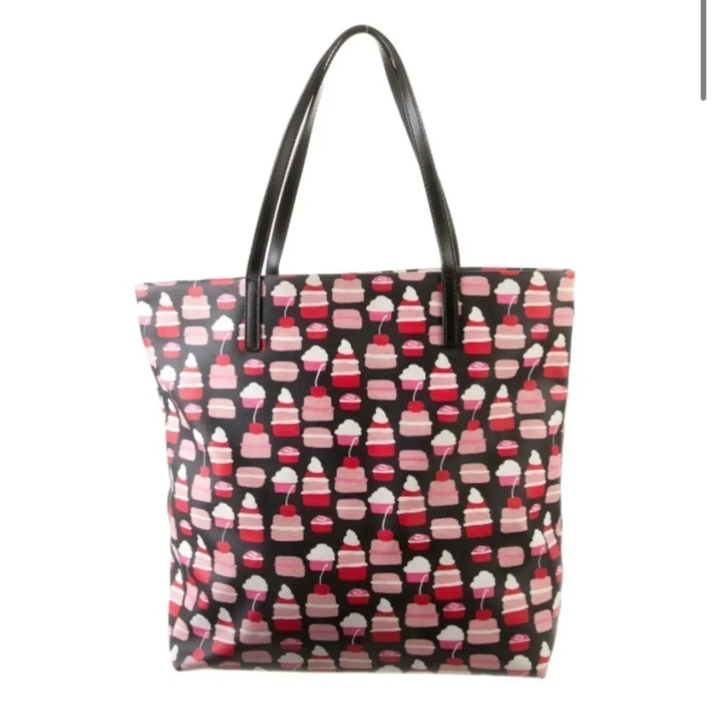 👛 KATE SPADE 👛 cupcake tote black pink